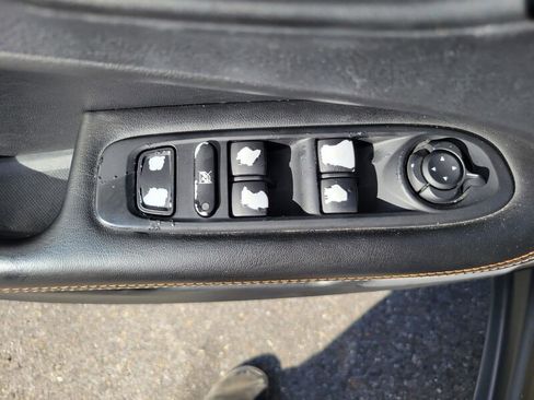 Used 2019 Jeep Compass Latitude image 17