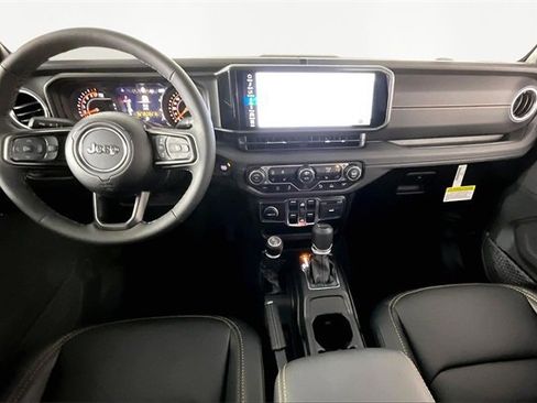 New 2026 Jeep Gladiator Sport image 6