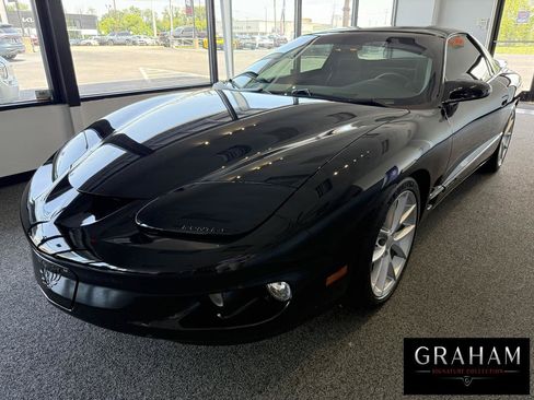 Used 1999 Pontiac Firebird Formula RWD image 1