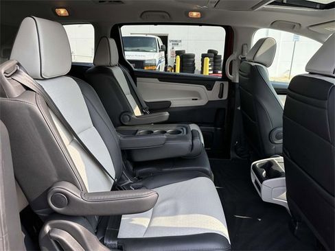 Certified 2025 Honda Odyssey Elite image 9