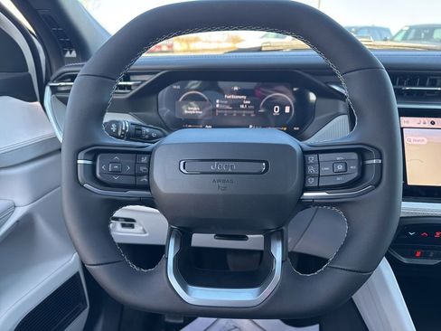 New 2026 Jeep Cherokee Limited image 17