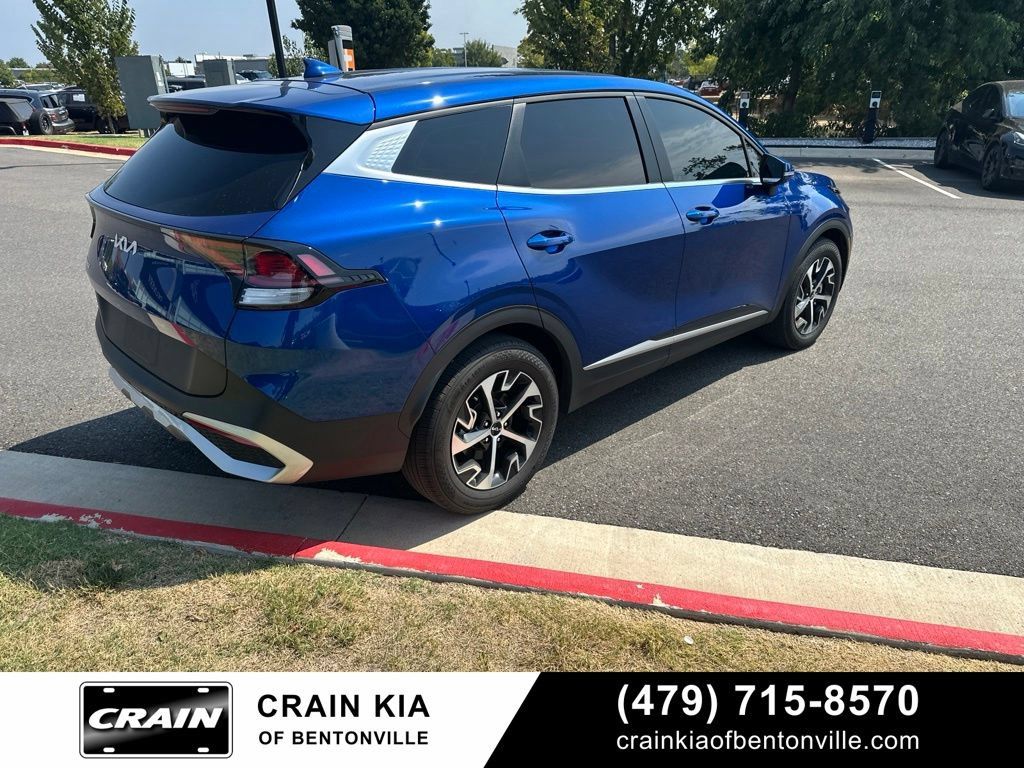Certified 2025 Kia Sportage EX FWD image 6