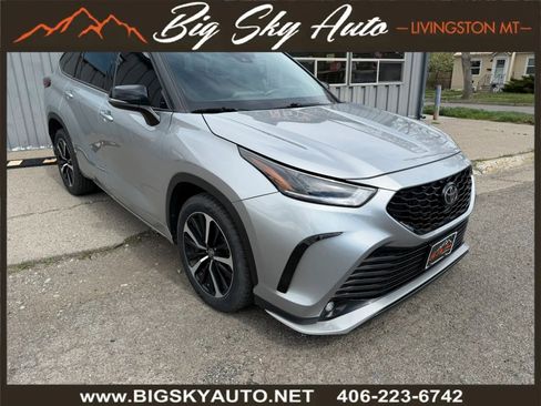 Used 2021 Toyota Highlander XSE AWD/4WD image 1