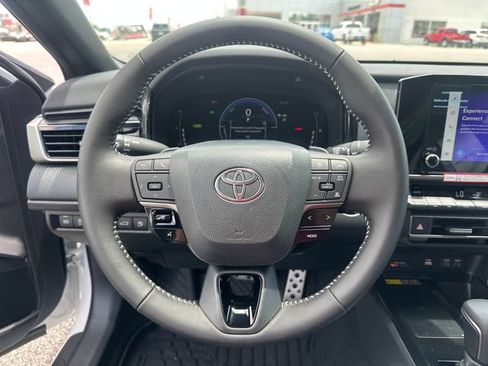 New 2026 Toyota Camry SE FWD image 11