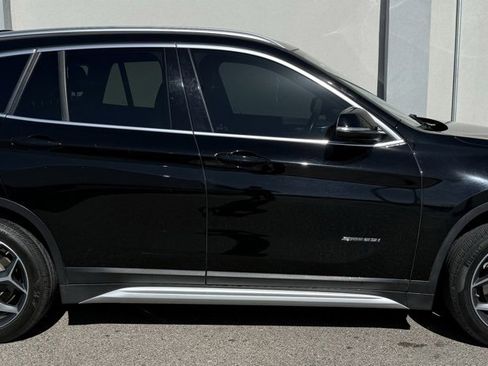 Used 2018 BMW X1 sDrive28i image 3