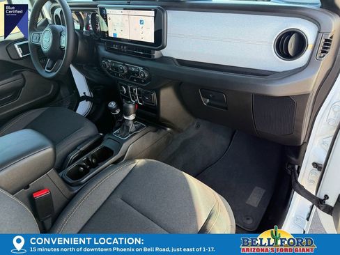 Used 2024 Jeep Gladiator Sport AWD/4WD image 6