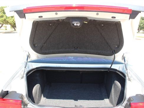 Used 2010 Dodge Challenger R/T RWD image 27