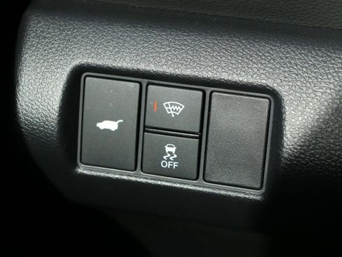 Used 2025 Honda Pilot TrailSport image 23