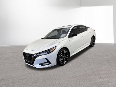 Used 2023 Nissan Sentra SR w/ SR Premium Package FWD image 2