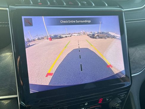 Used 2024 Jeep Grand Cherokee Limited w/ Trailer Tow Package image 19