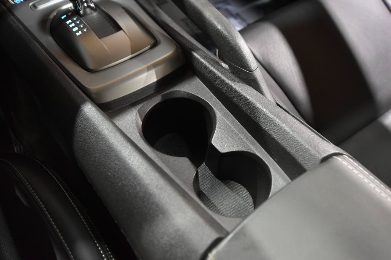 Used 2010 Chevrolet Camaro SS w/ RS Package RWD image 26