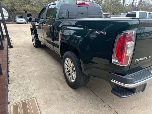 Used 2016 GMC Canyon SLT w/ Driver Alert Package image 16