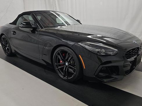 Used 2023 BMW Z4 M40i w/ Premium Package image 1