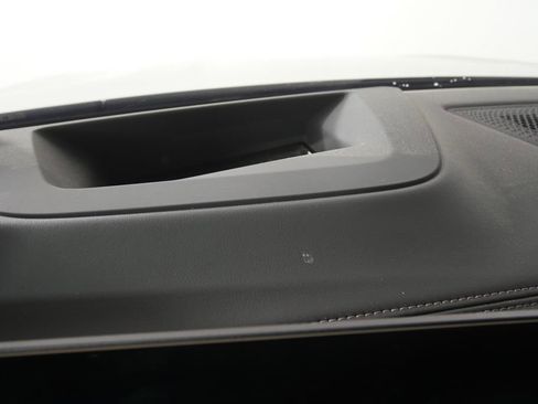 Used 2025 BMW X7 xDrive40i w/ M Sport Package image 20