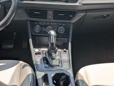 Used 2021 Volkswagen Jetta R-Line FWD image 16