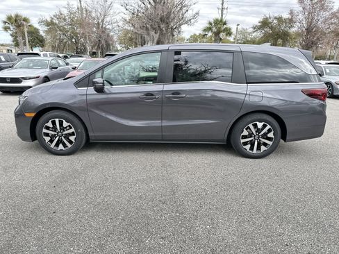 New 2026 Honda Odyssey EX-L image 3