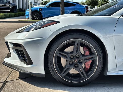 Used 2023 Chevrolet Corvette Stingray Premium Cpe w/ Z51 Performance Package RWD image 2