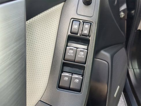 Used 2017 Subaru Forester 2.5i Limited image 17