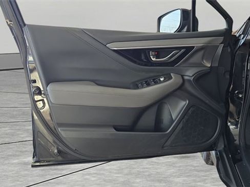 Used 2023 Subaru Outback Onyx Edition image 26