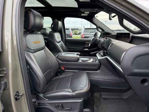 Certified 2025 Ford Expedition Tremor AWD/4WD image 25