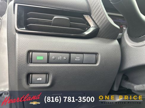 Used 2024 Nissan Sentra SV image 21