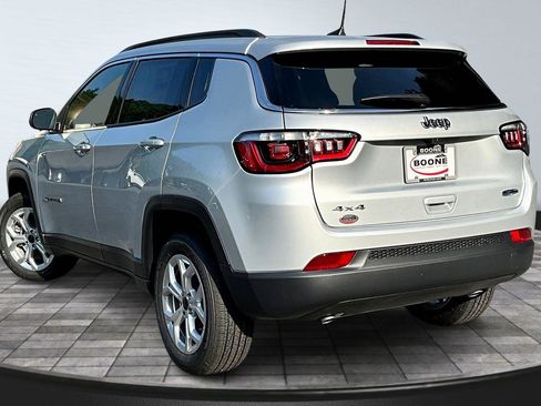 New 2025 Jeep Compass Latitude w/ Sun & Sound Group image 3