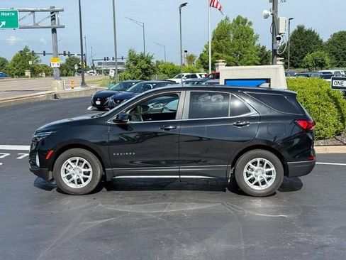 Used 2024 Chevrolet Equinox LT w/ LPO, Floor Liner Package FWD image 2