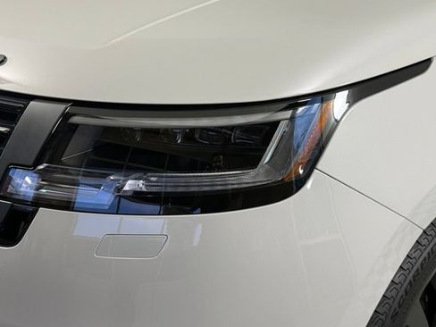 New 2026 Land Rover Range Rover SV AWD/4WD image 12