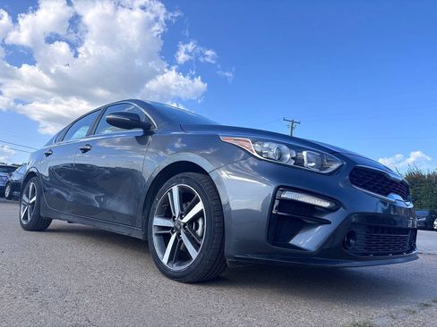 Used 2019 Kia Forte EX FWD image 2