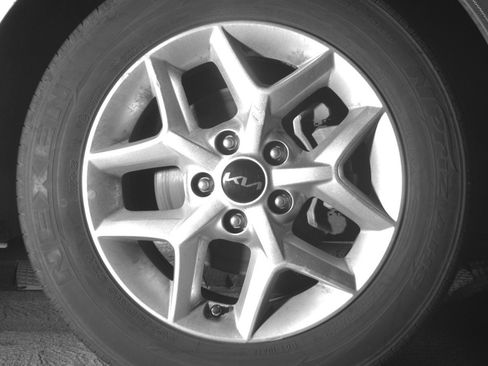 Used 2025 Kia Soul LX w/ LX Technology Package FWD image 20