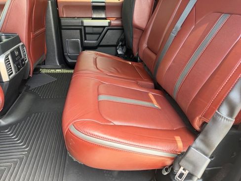 Used 2020 Ford F150 Platinum w/ Equipment Group 701A Luxury AWD/4WD image 15