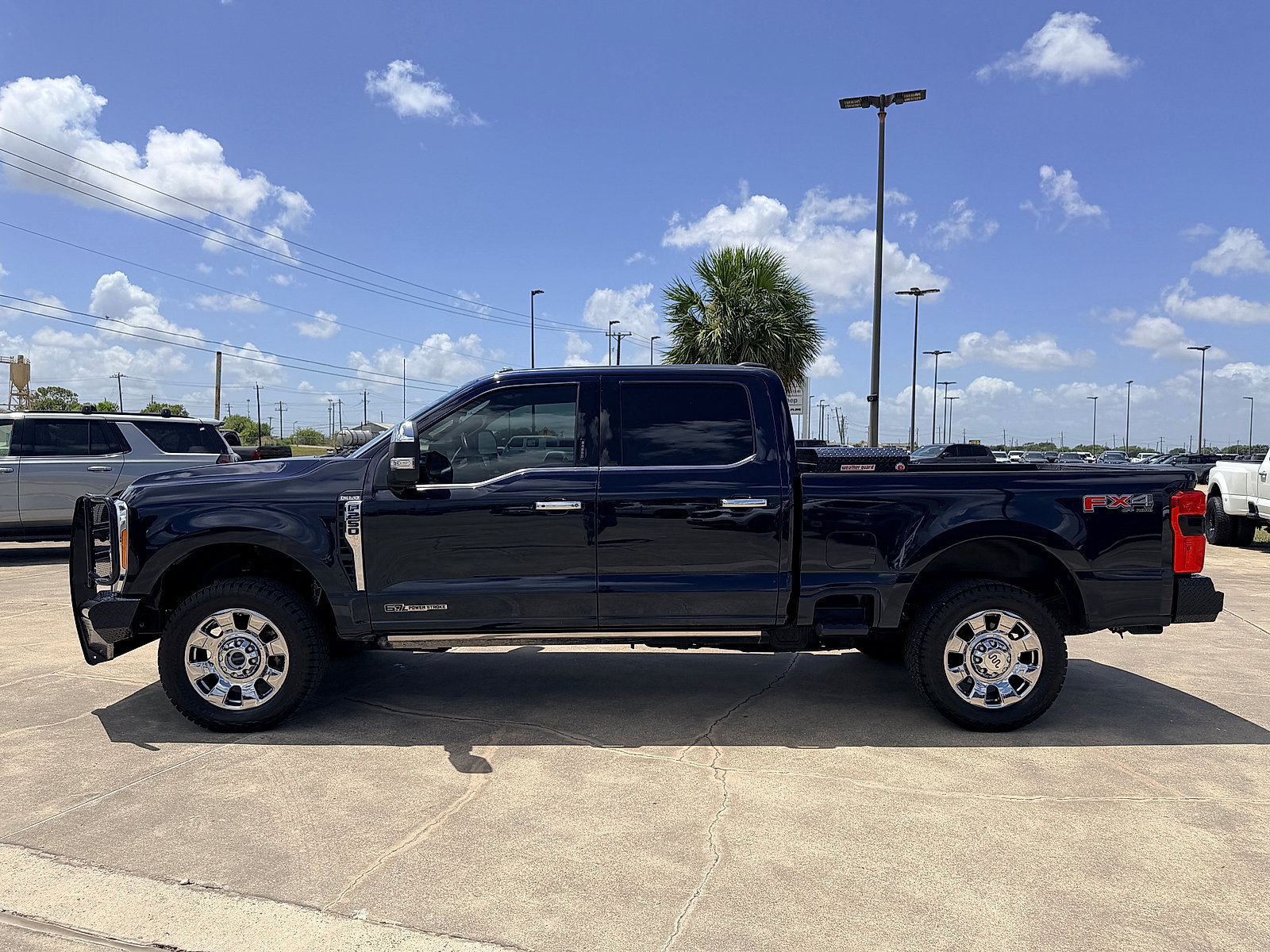 Used 2023 Ford F250 King Ranch w/ Chrome Package AWD/4WD image 4