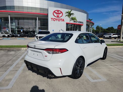 Certified 2023 Toyota Corolla SE FWD image 7