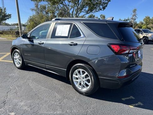 Used 2023 Chevrolet Equinox LT image 4