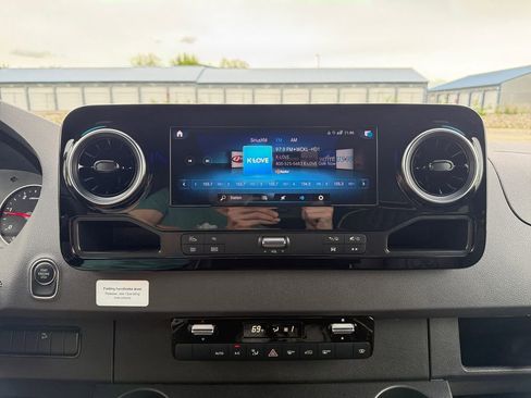 Used 2023 Mercedes-Benz Sprinter 3500 w/ Parking Package image 16