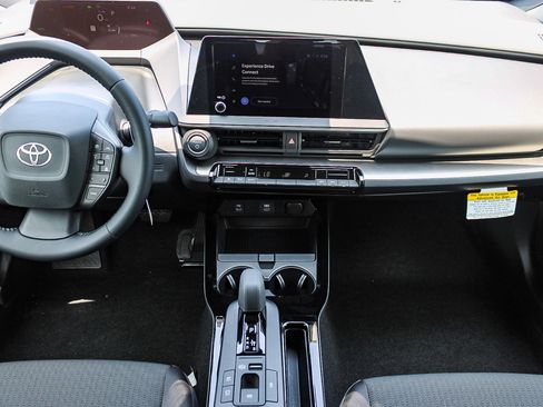 New 2026 Toyota Prius LE FWD image 14