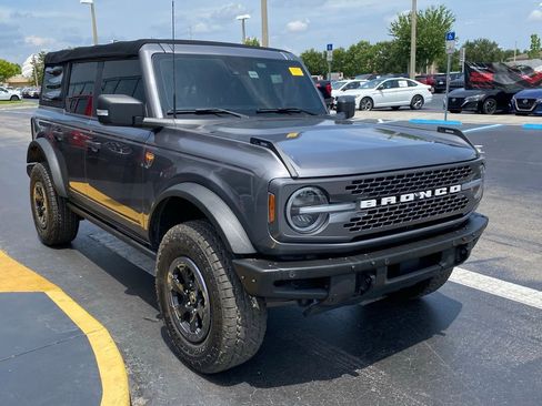 Used 2021 Ford Bronco Badlands AWD/4WD image 2
