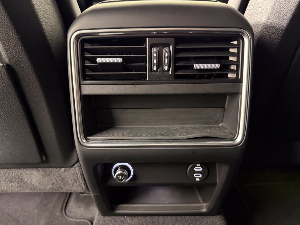 Certified 2022 Porsche Cayenne E-Hybrid AWD/4WD image 44