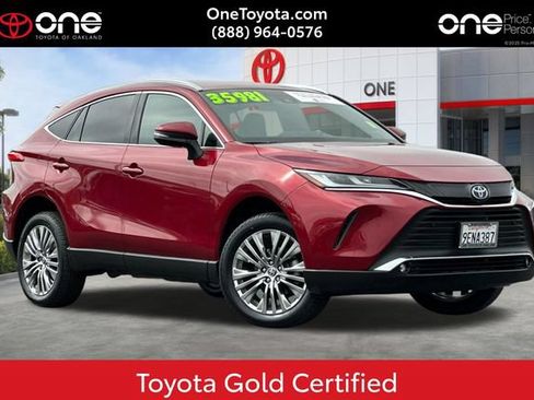Certified 2023 Toyota Venza XLE AWD/4WD image 1