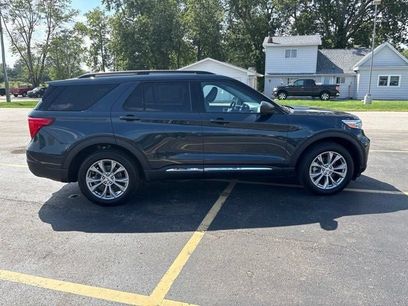 Certified 2023 Ford Explorer XLT w/ Equipment Group 202A
