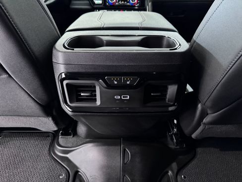 Certified 2024 GMC Sierra 1500 AT4 w/ Technology Package AWD/4WD image 30