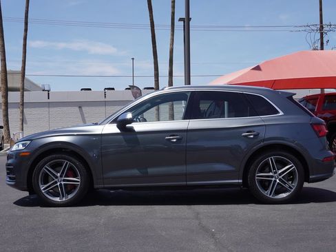 Used 2018 Audi SQ5 Prestige w/ Prestige Package AWD/4WD image 2