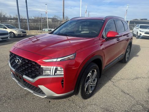 Used 2023 Hyundai Santa Fe SEL w/ Cargo Package image 3
