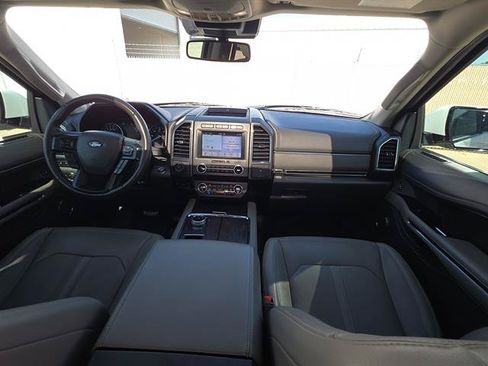 Used 2019 Ford Expedition Limited w/ Texas Edition Package RWD image 14