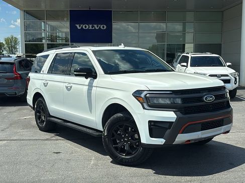 Used 2022 Ford Expedition Timberline AWD/4WD image 2