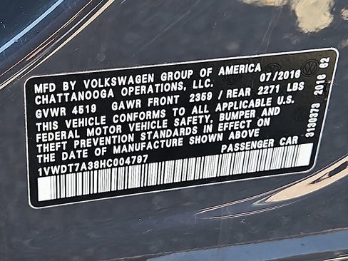 Used 2017 Volkswagen Passat 1.8T R-Line image 26