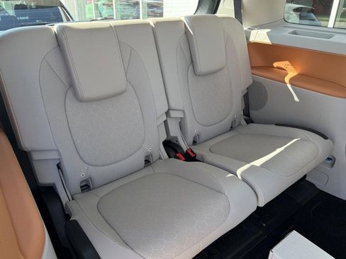 New 2025 Volkswagen ID. Buzz 1st Edition image 5