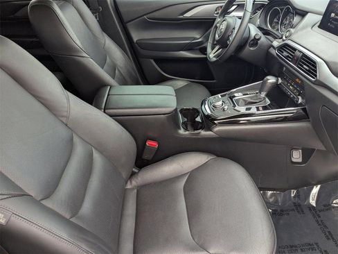 Used 2022 MAZDA CX-9 Touring image 9