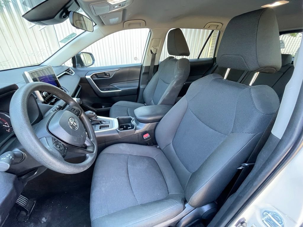 Used 2025 Toyota RAV4 LE FWD image 23