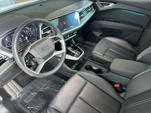 Used 2024 Audi Q4 e-tron Premium Plus AWD/4WD image 11